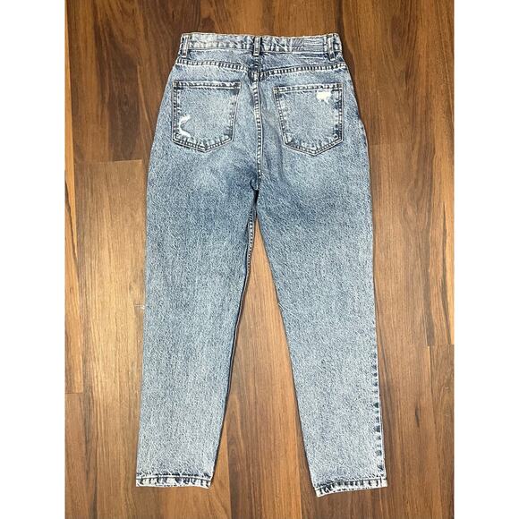 Revice Womens 29 Distressed Light Wash High Rise Button Fly Straight Mom Jean - Picture 3 of 9